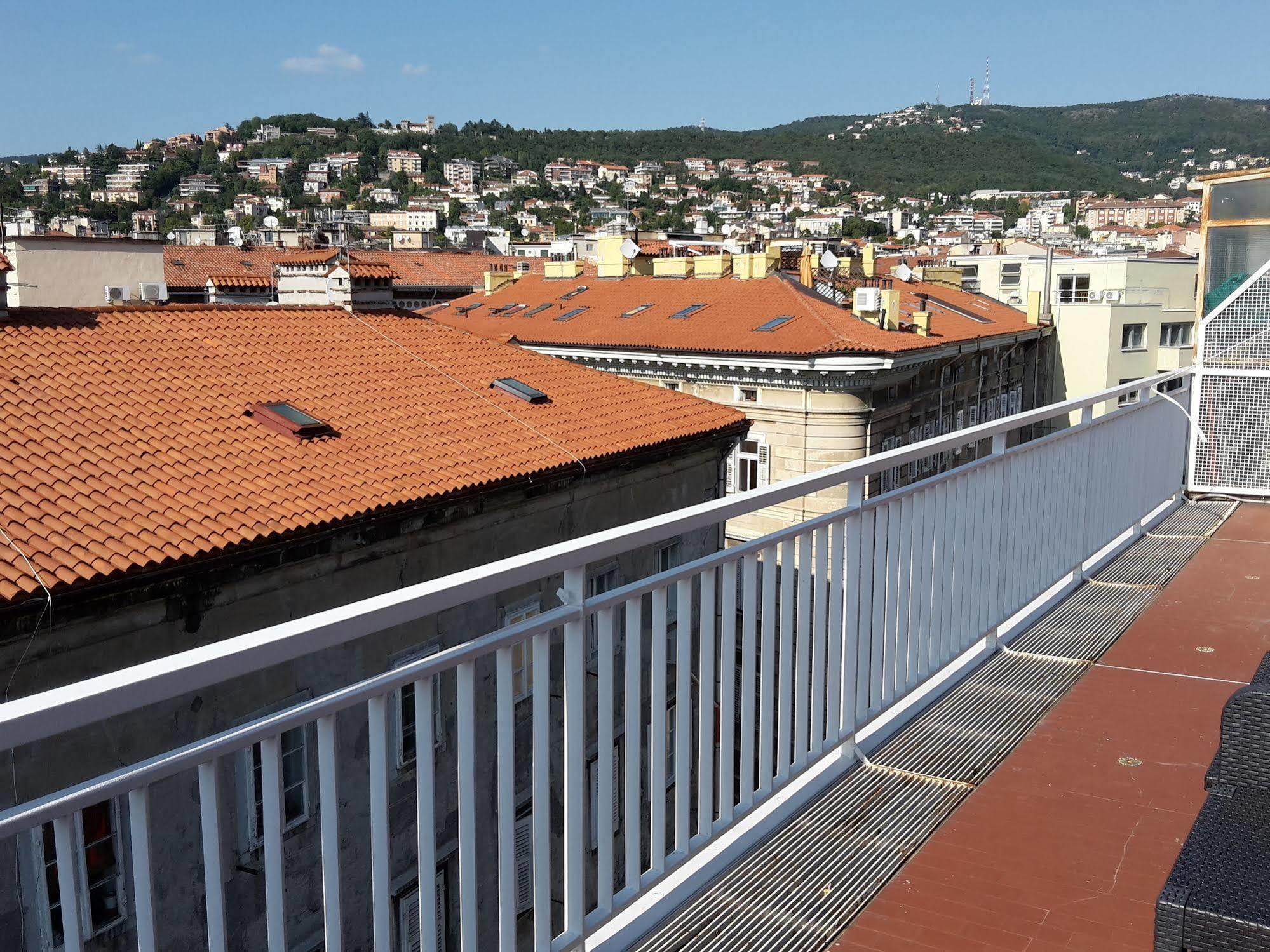 Sole Aparthotel 2*